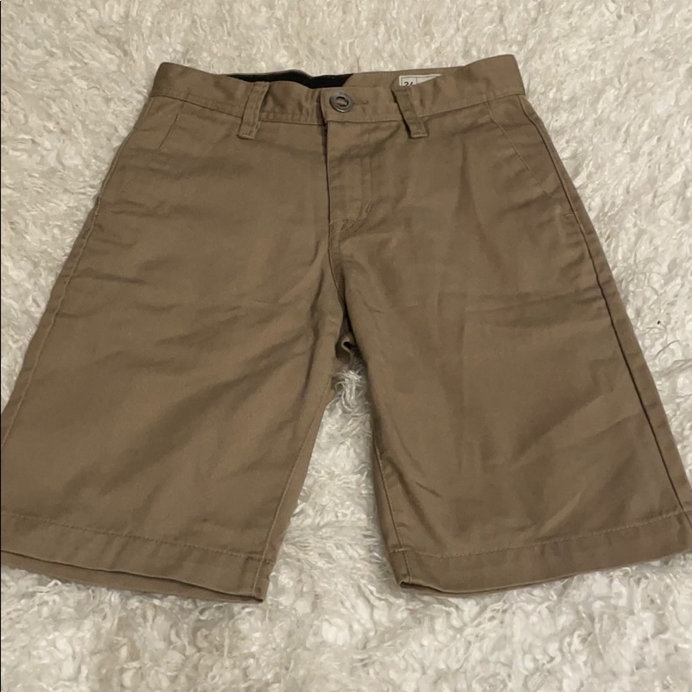 Volcom boys chino shorts size 24